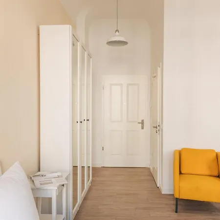 Homaris Frankfurter Allee Lejlighedshotel 3*