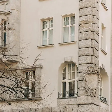Aparthotel Frankfurter Allee By Sabine 3*