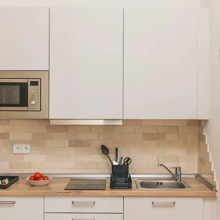 Homaris Frankfurter Allee Apartmanhotel *