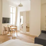 Apart-hotel Frankfurter Allee By Sabine Berlim