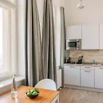 Frankfurter Allee By Sabine Apart-hotel Berlim