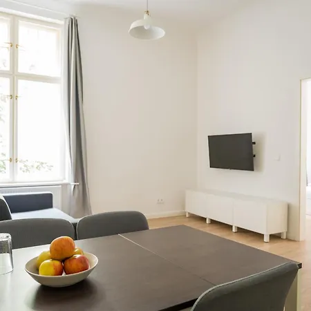 Homaris Frankfurter Allee Aparthotel *