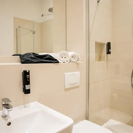 Homaris Frankfurter Allee Aparthotel 3*