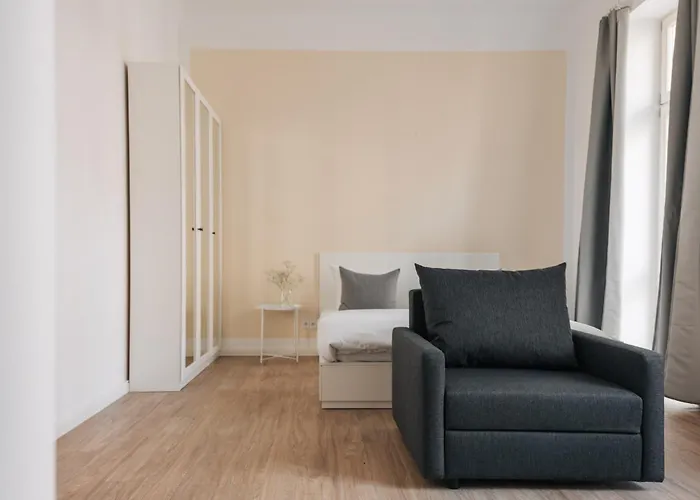 Frankfurter Allee Apartments By Sabine 3*