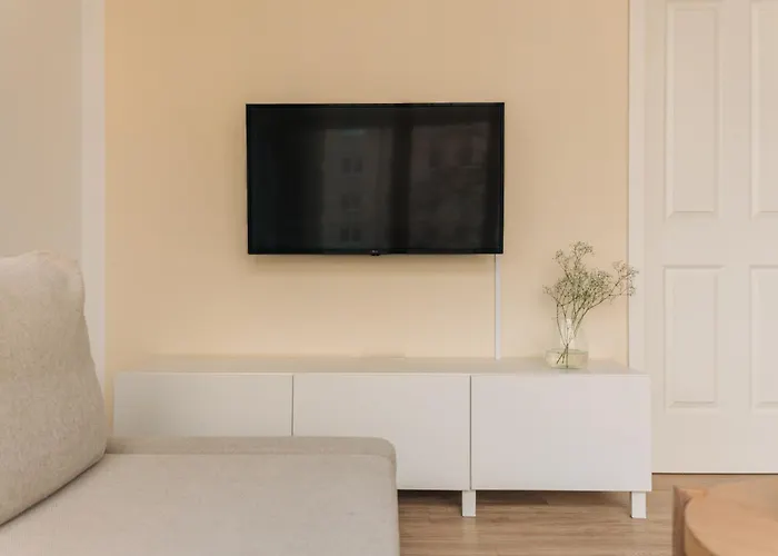 Frankfurter Allee Apartments By Sabine Berlin