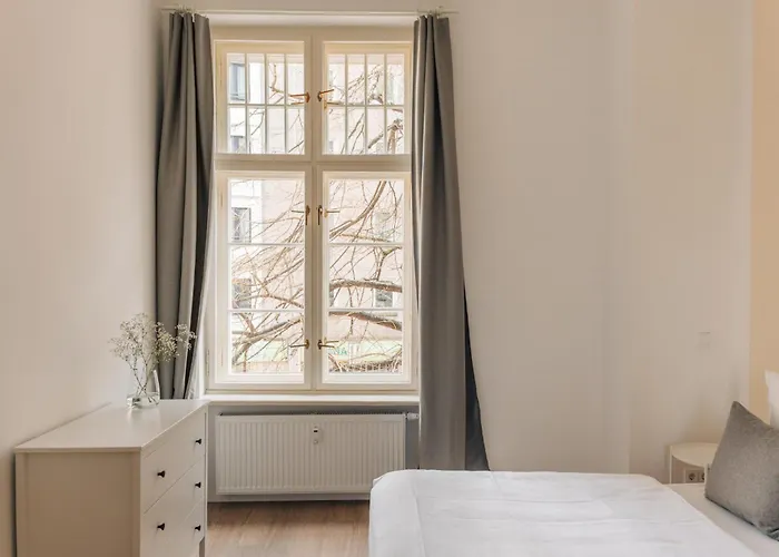 Frankfurter Allee Apartments By Sabine 3*