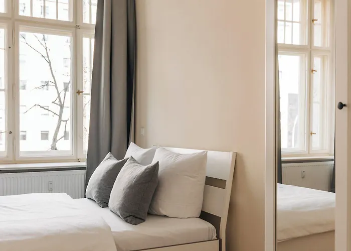 Frankfurter Allee Apartments By Sabine Berlin