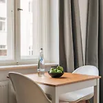 Frankfurter Allee By Sabine Berlijn