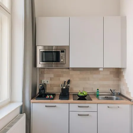 Homaris Frankfurter Allee ברלין