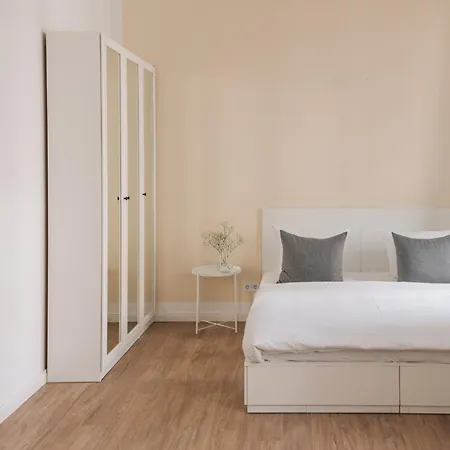 Homaris Frankfurter Allee 3* ברלין