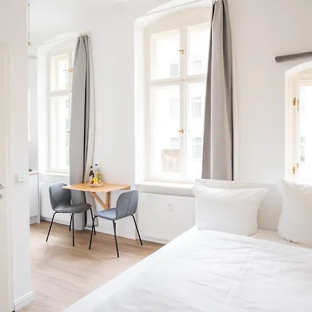 Apartahotel Homaris Frankfurter Allee