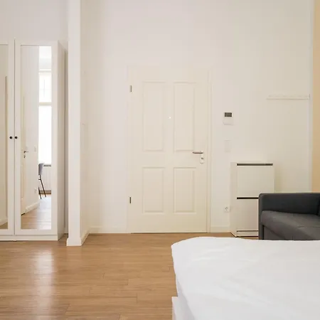 Homaris Frankfurter Allee Apartahotel *