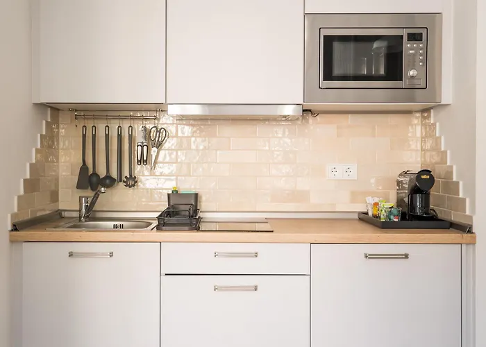 Frankfurter Allee Apartments By Sabine 3*