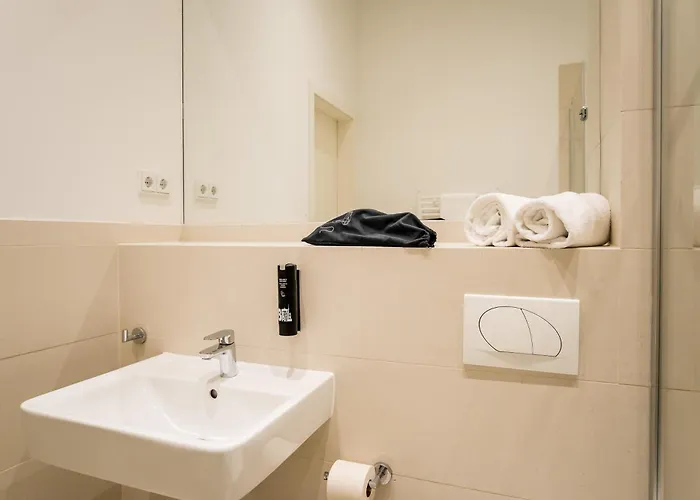 Apartahotel Homaris Frankfurter Allee 3*